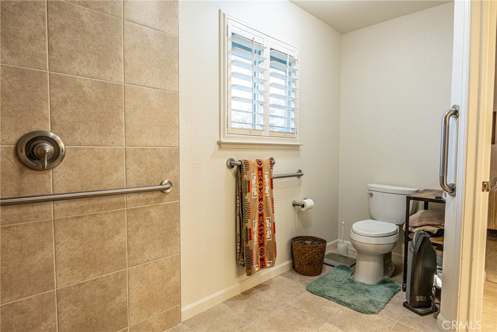 41766 John Muir Drive, Coarsegold, CA 93614