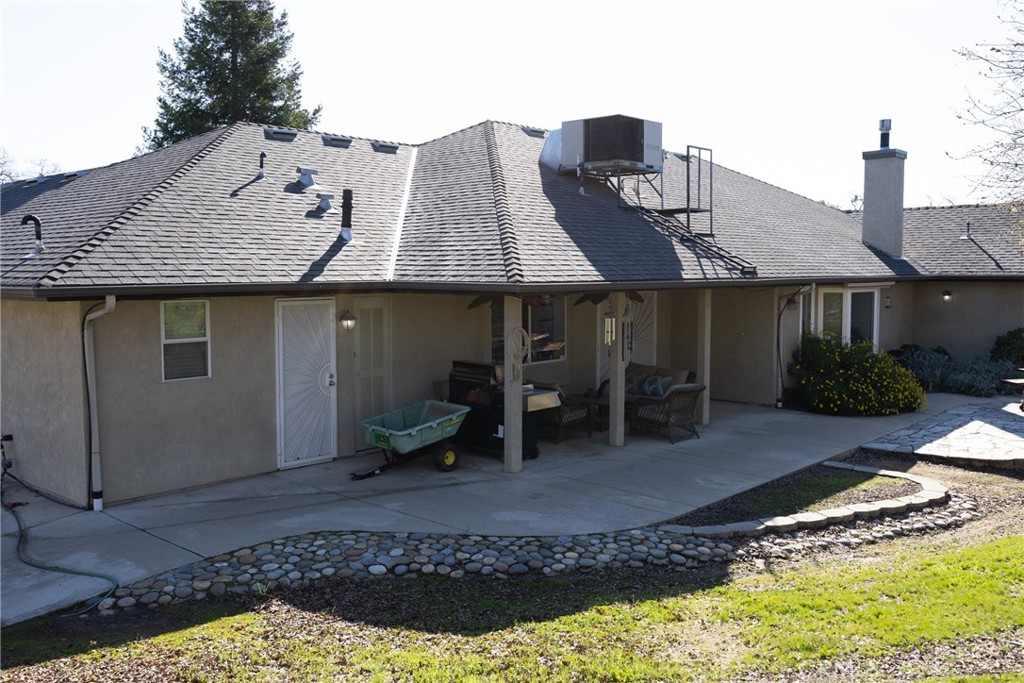 41766 John Muir Drive, Coarsegold, CA 93614