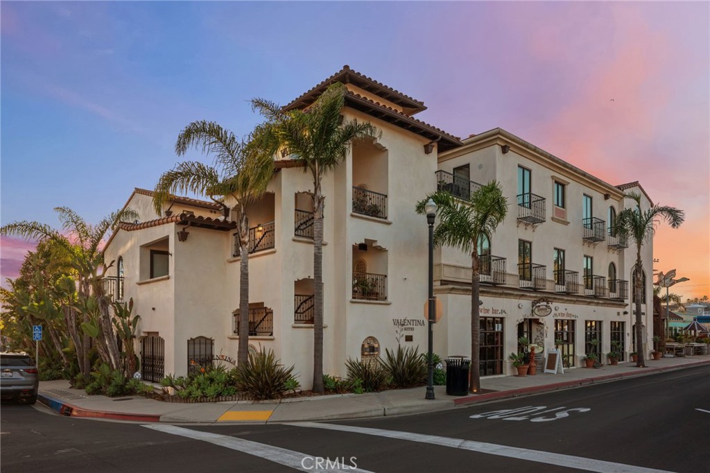 911 Price St #5, Pismo Beach, CA 93449