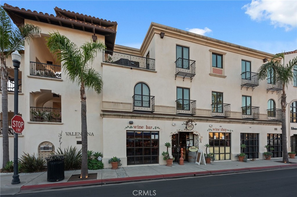 911 Price St #5, Pismo Beach, CA 93449