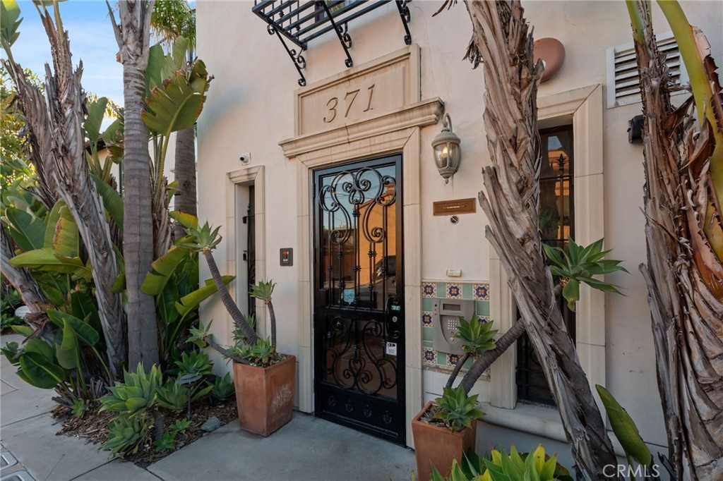 911 Price St #5, Pismo Beach, CA 93449