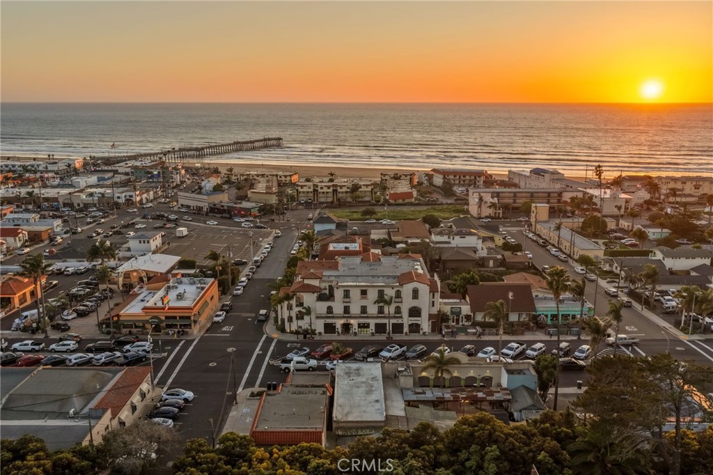 911 Price St #5, Pismo Beach, CA 93449