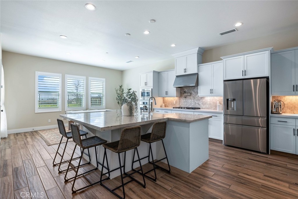 944 Horizon Dr, Madera, CA 93636