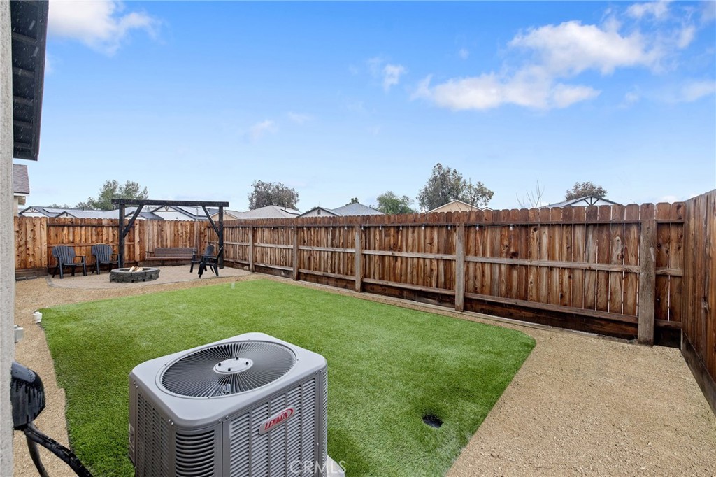 535 Sandtrap, Lemoore, CA 93245