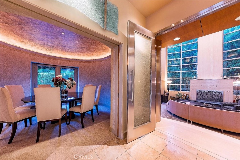 12950 N Willow Ave, Clovis, CA 93619