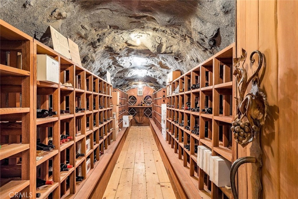 12950 N Willow Ave, Clovis, CA 93619