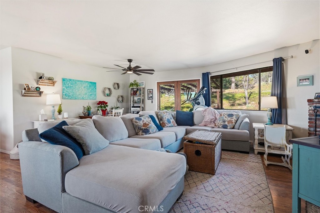 3868 Pinecrest Dr, Mariposa, CA 95338