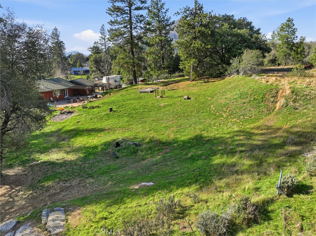 3868 Pinecrest Dr, Mariposa, CA 95338