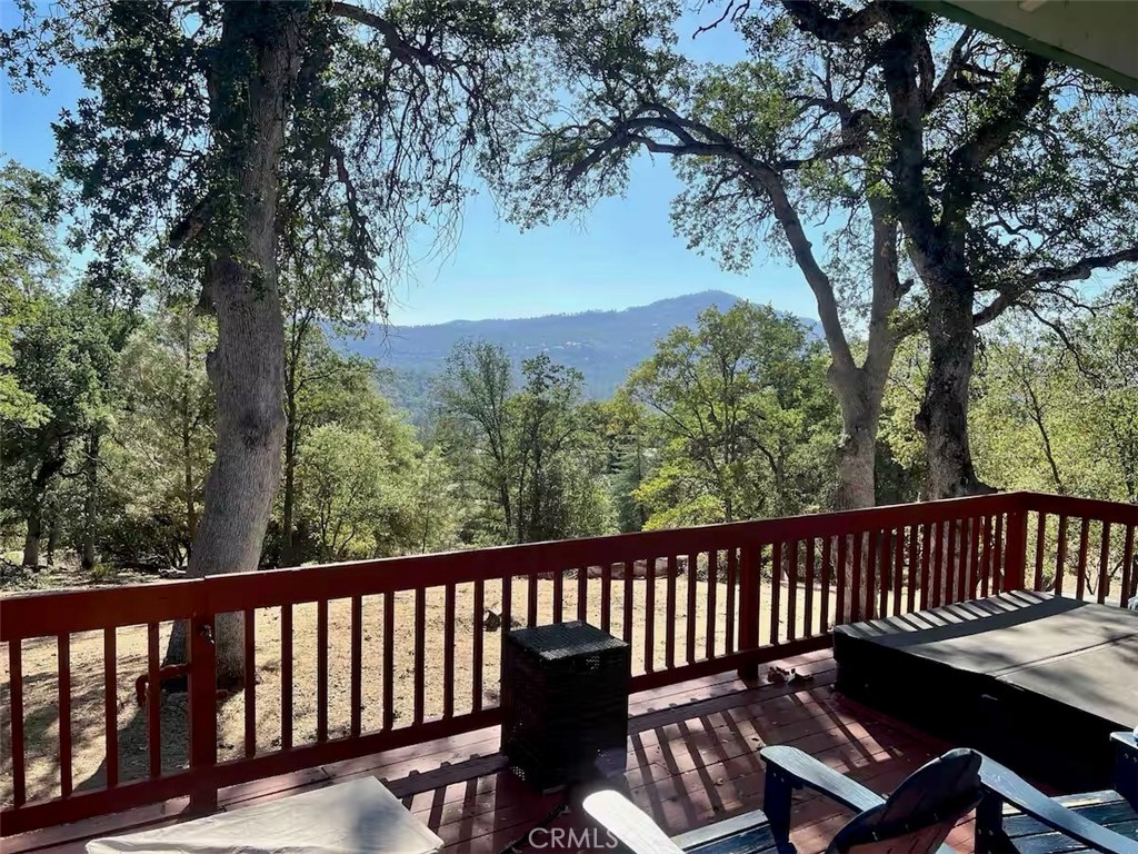 40202 Hillsborough Loop, Oakhurst, CA 93644