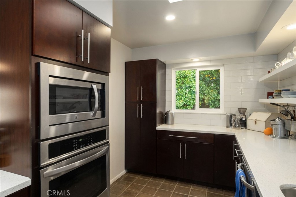 1264 W Celeste, Fresno, CA 93711