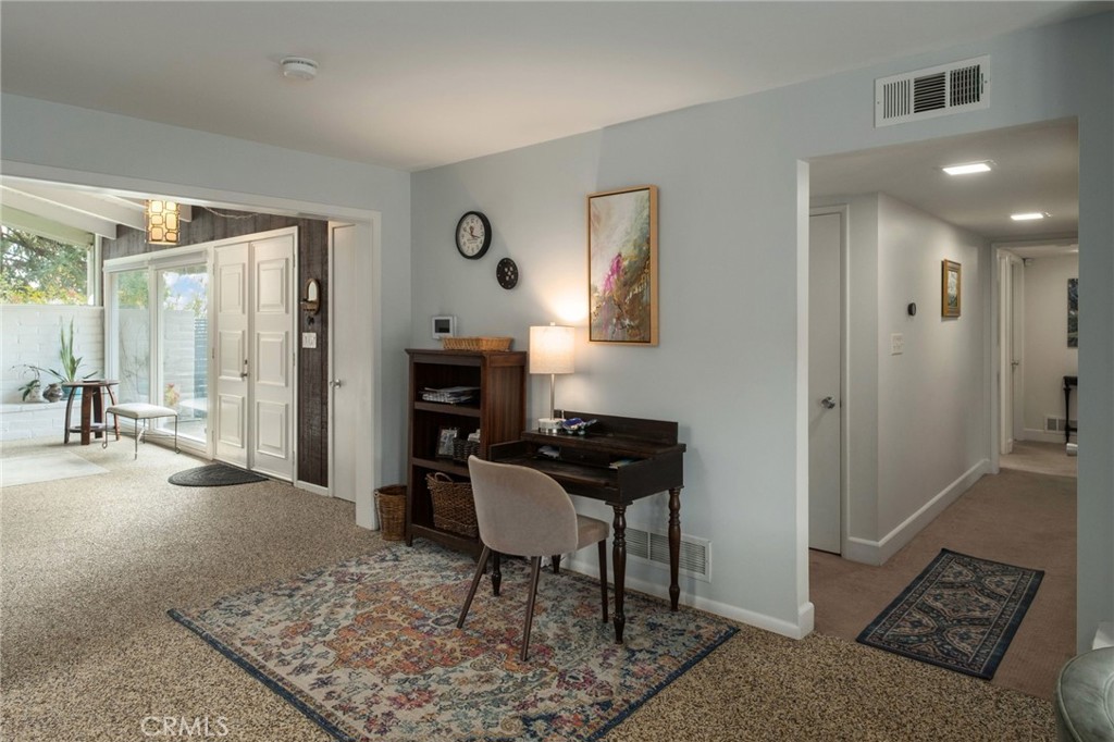 1264 W Celeste, Fresno, CA 93711