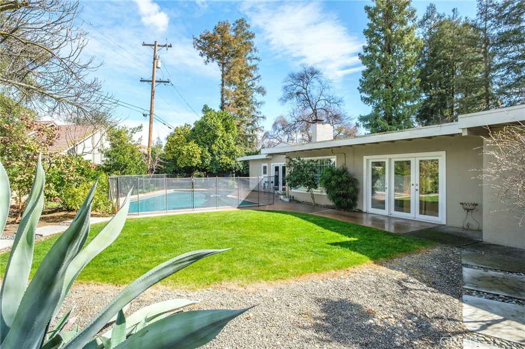 1264 W Celeste, Fresno, CA 93711