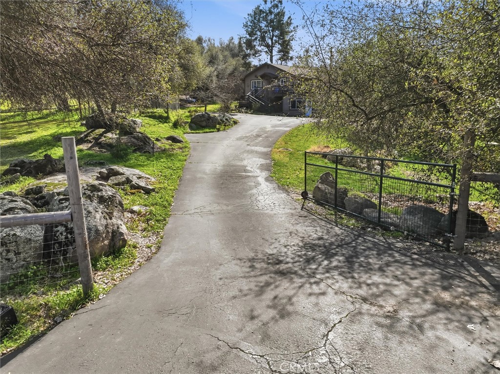 47412 Blackfoot Ct, Coarsegold, CA 93614