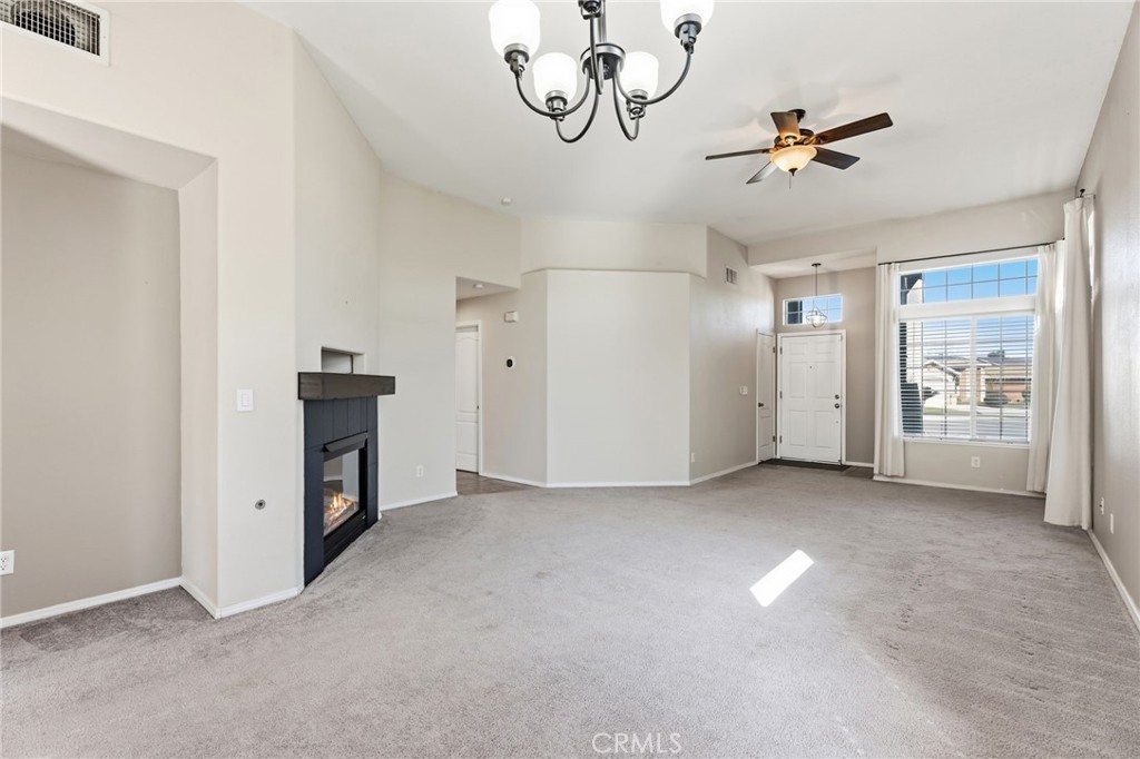 6615 N Babigian, Fresno, CA 93722