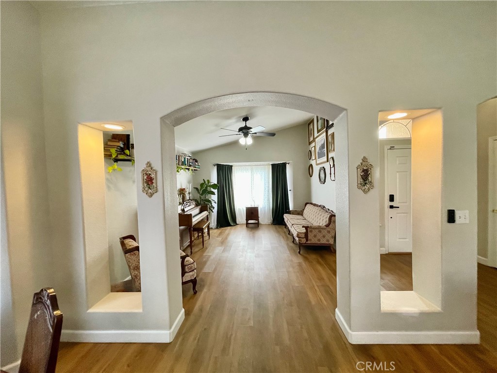 443 S Park, Kerman, CA 93630