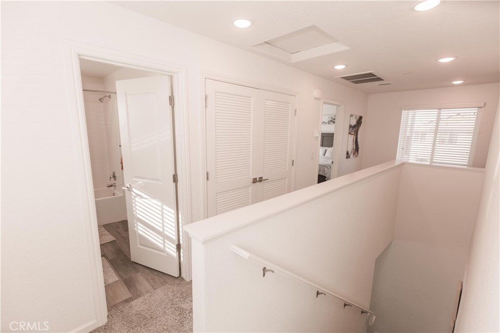 2020 N Ralph Ln, Clovis, CA 93619