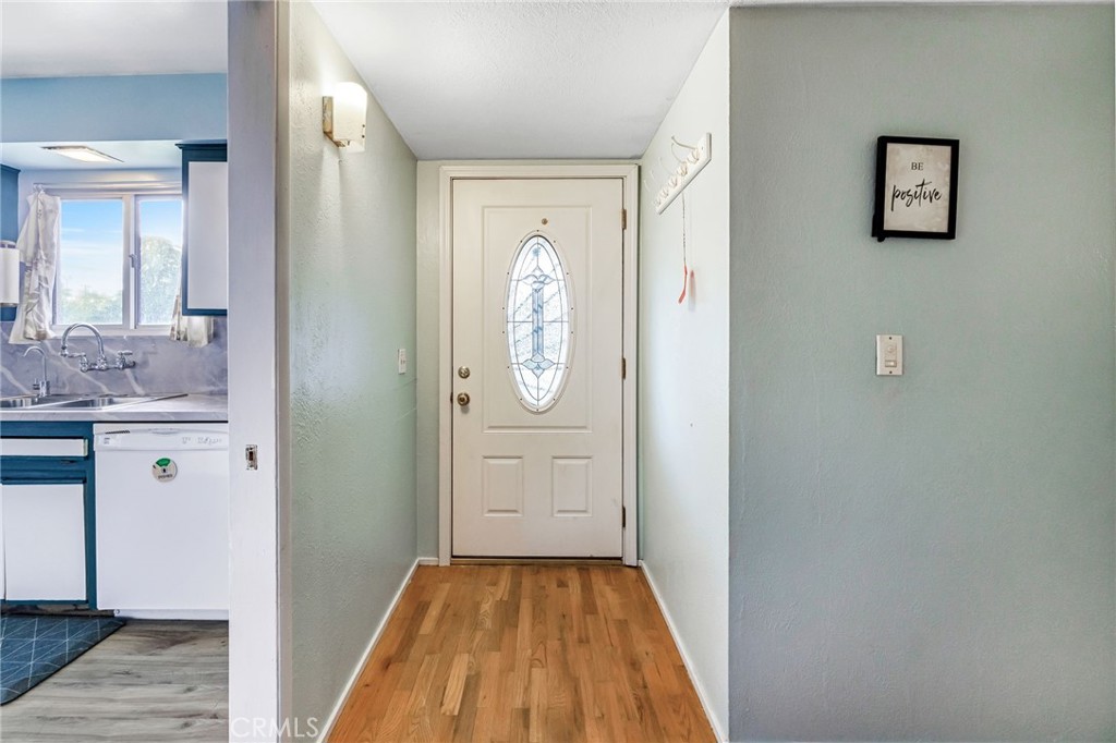 3495 E Dakota, Fresno, CA 93726