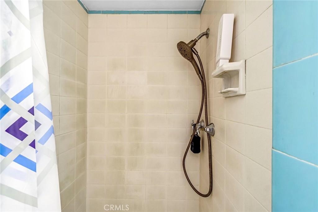 3495 E Dakota, Fresno, CA 93726