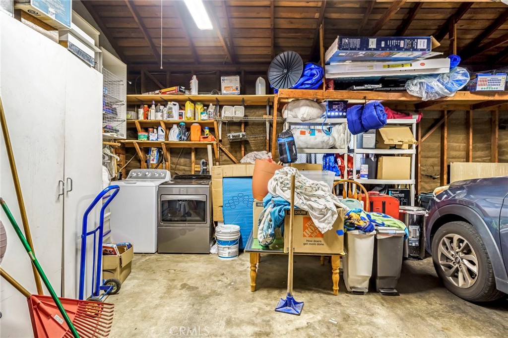 3495 E Dakota, Fresno, CA 93726