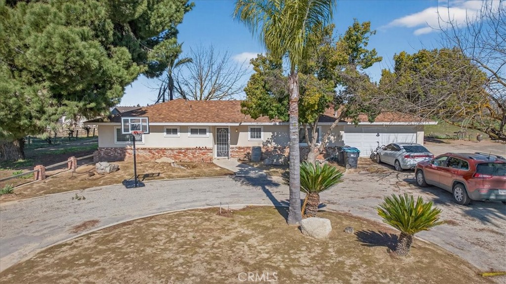 11430 E Saginaw, Selma, CA 93662