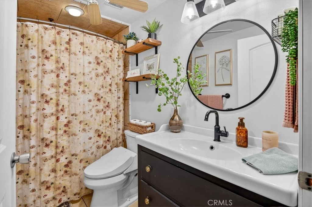 11430 E Saginaw, Selma, CA 93662