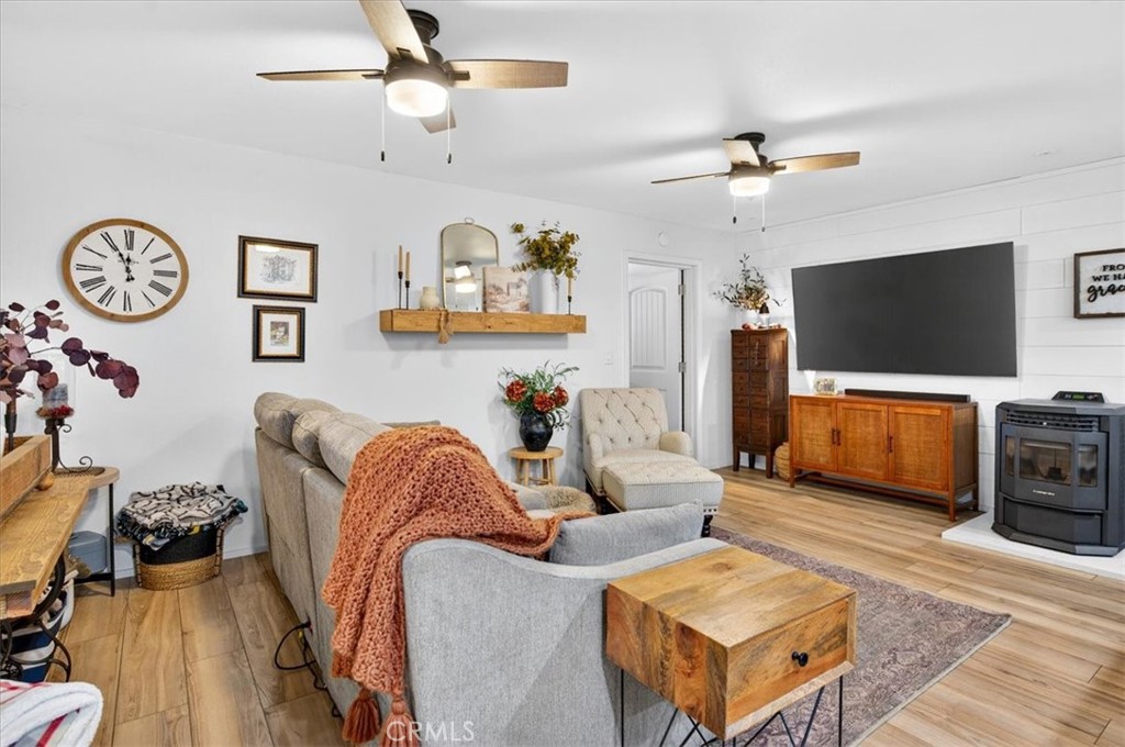 11430 E Saginaw, Selma, CA 93662