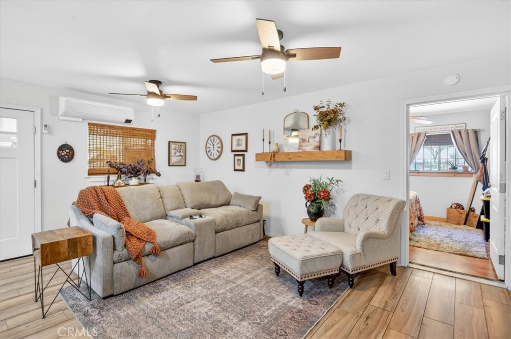 11430 E Saginaw, Selma, CA 93662