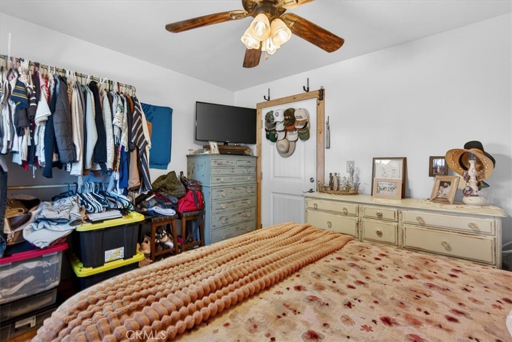 11430 E Saginaw, Selma, CA 93662