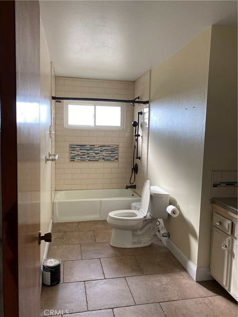 11430 E Saginaw, Selma, CA 93662