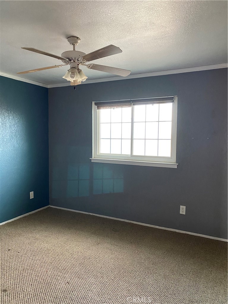 11430 E Saginaw, Selma, CA 93662