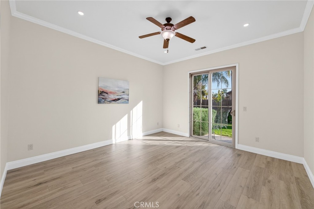 1563 E Via Mirasol, Fresno, CA 93730