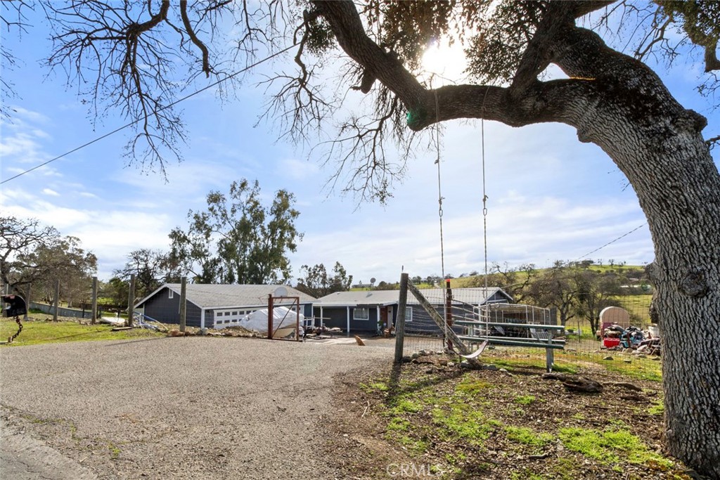 1668 Carmelita, La Grange, CA 95329