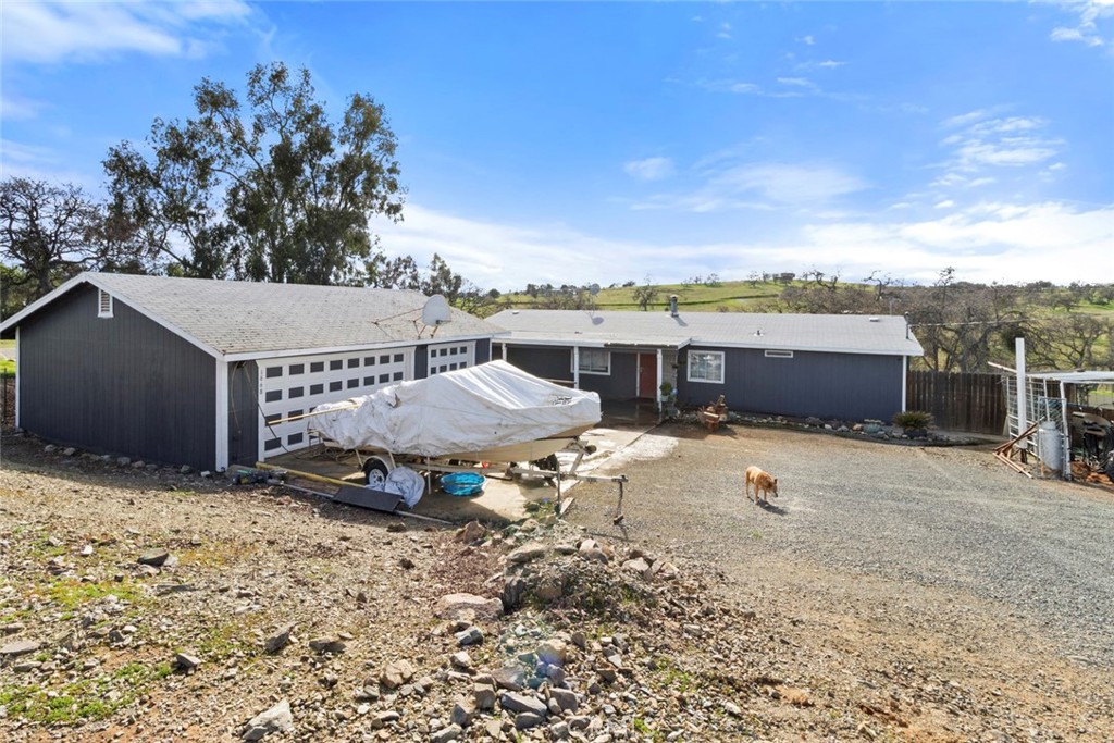 1668 Carmelita, La Grange, CA 95329