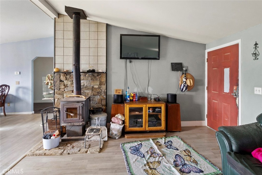 1668 Carmelita, La Grange, CA 95329