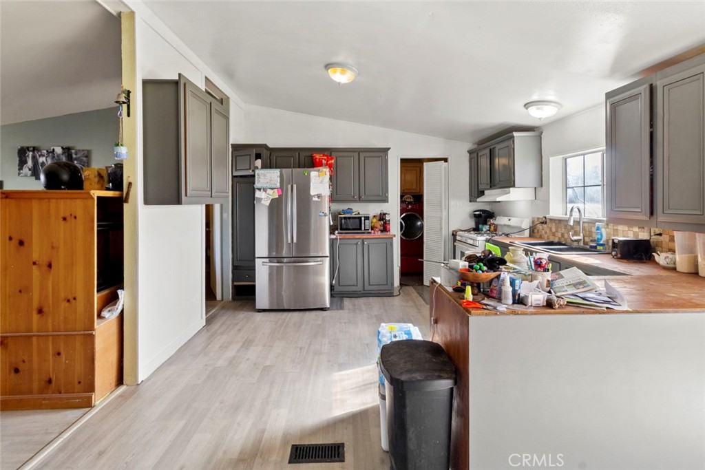 1668 Carmelita, La Grange, CA 95329