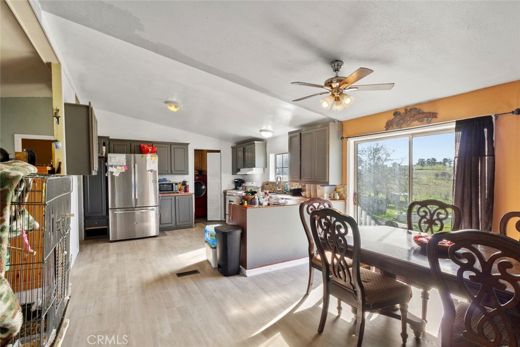 1668 Carmelita, La Grange, CA 95329