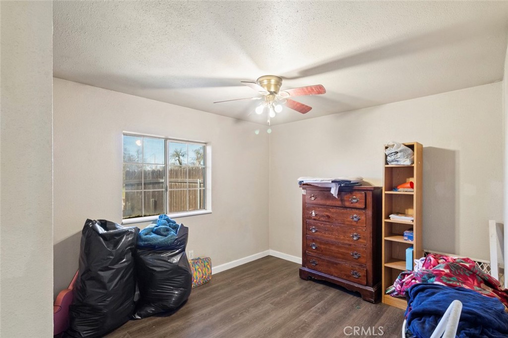 1668 Carmelita, La Grange, CA 95329