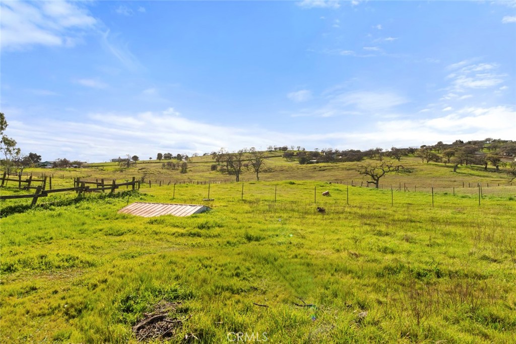 1668 Carmelita, La Grange, CA 95329