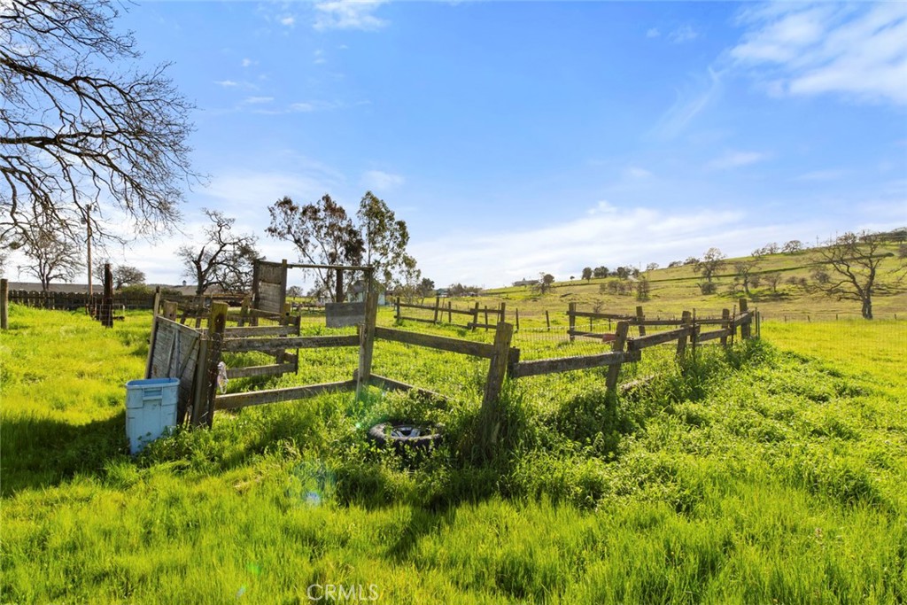 1668 Carmelita, La Grange, CA 95329