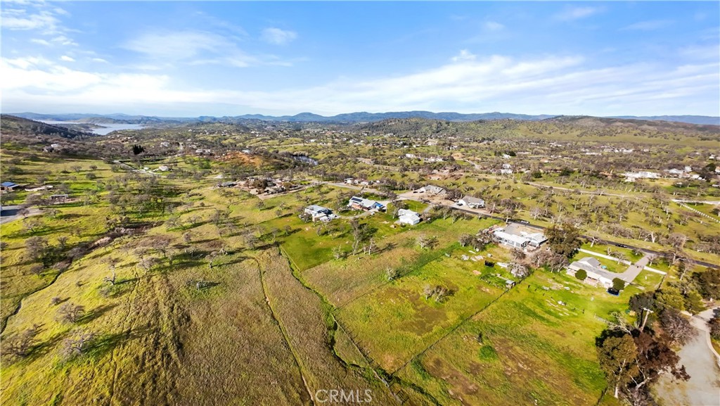 1668 Carmelita, La Grange, CA 95329