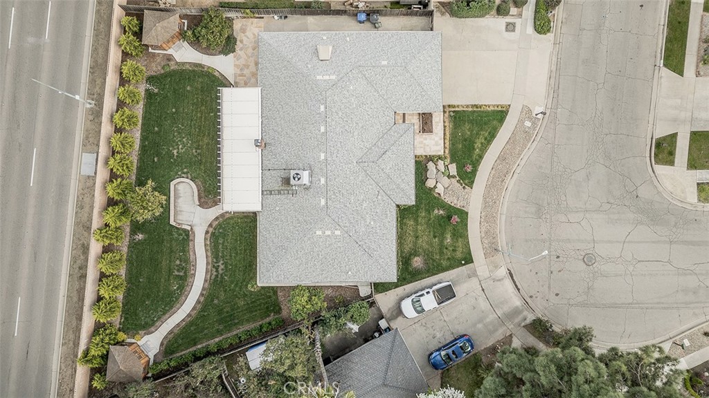 1572 W Millbrae, Fresno, CA 93711