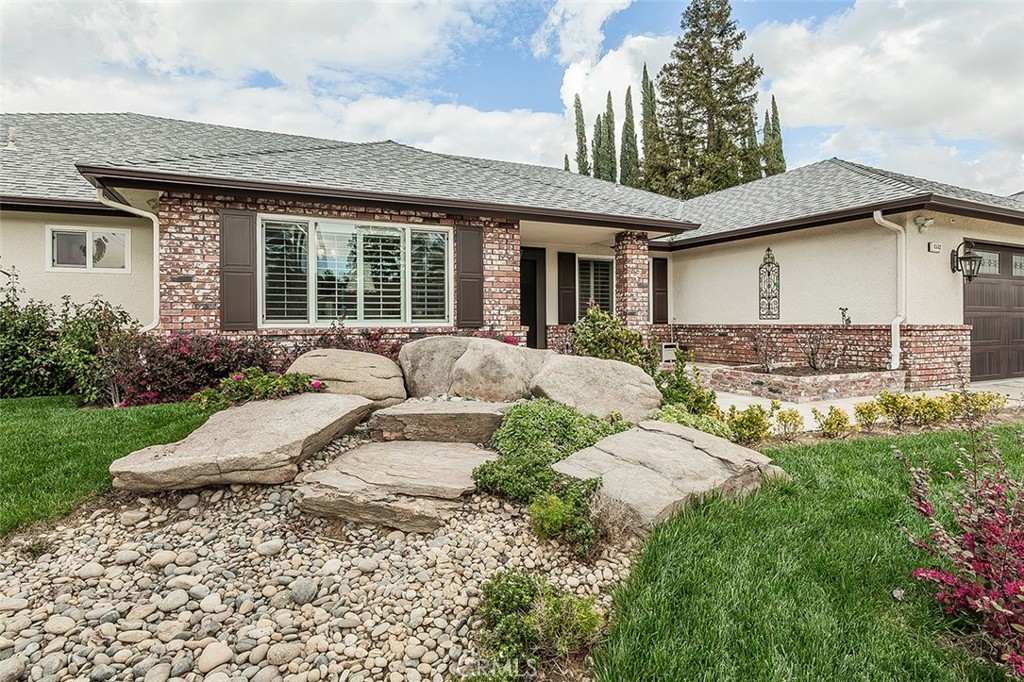 1572 W Millbrae, Fresno, CA 93711