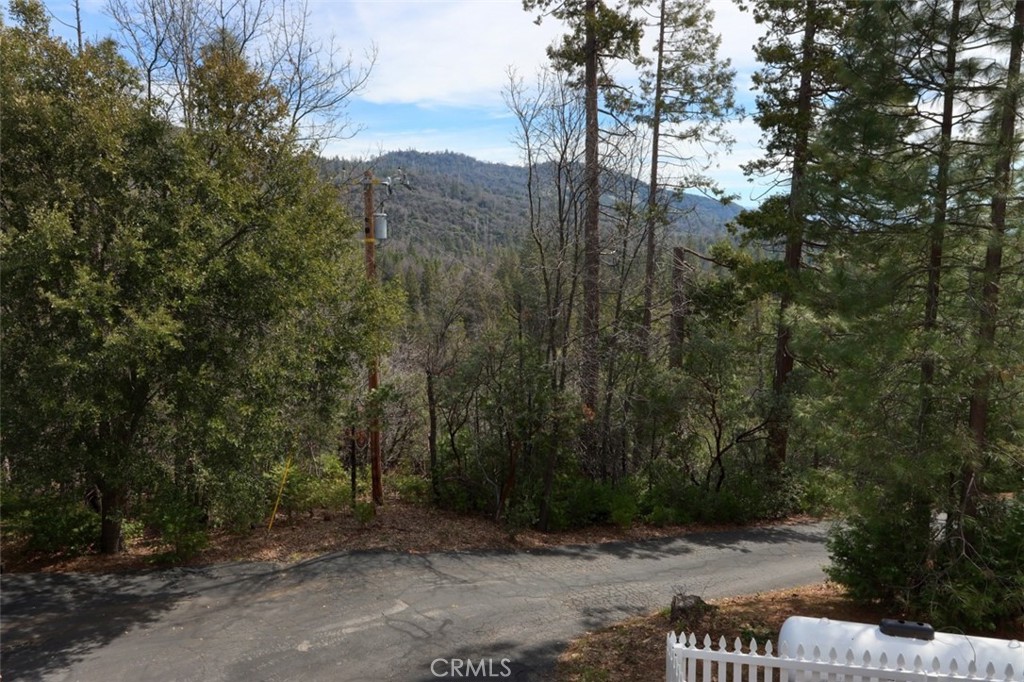 36328 Finegold Creek Dr, North Fork, CA 93643