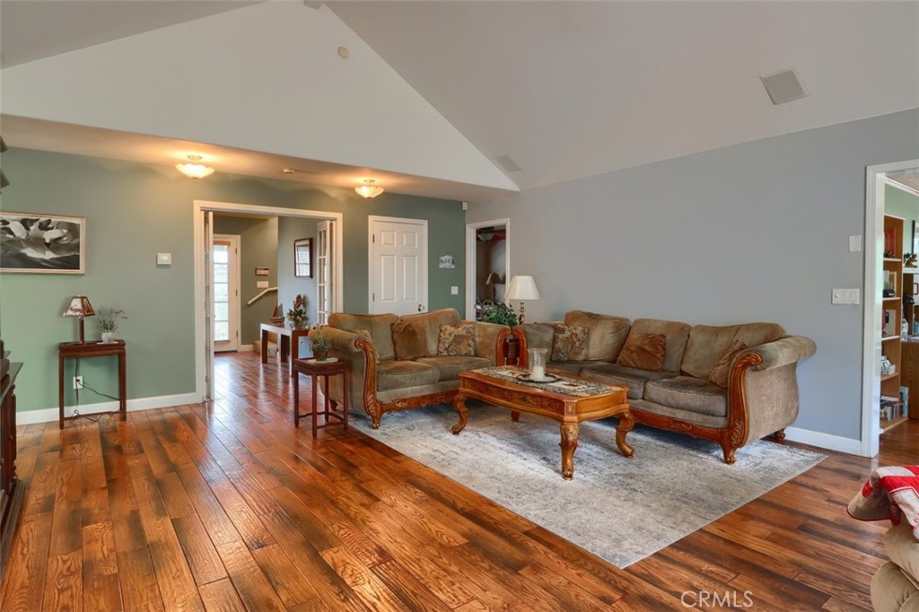 36328 Finegold Creek Dr, North Fork, CA 93643