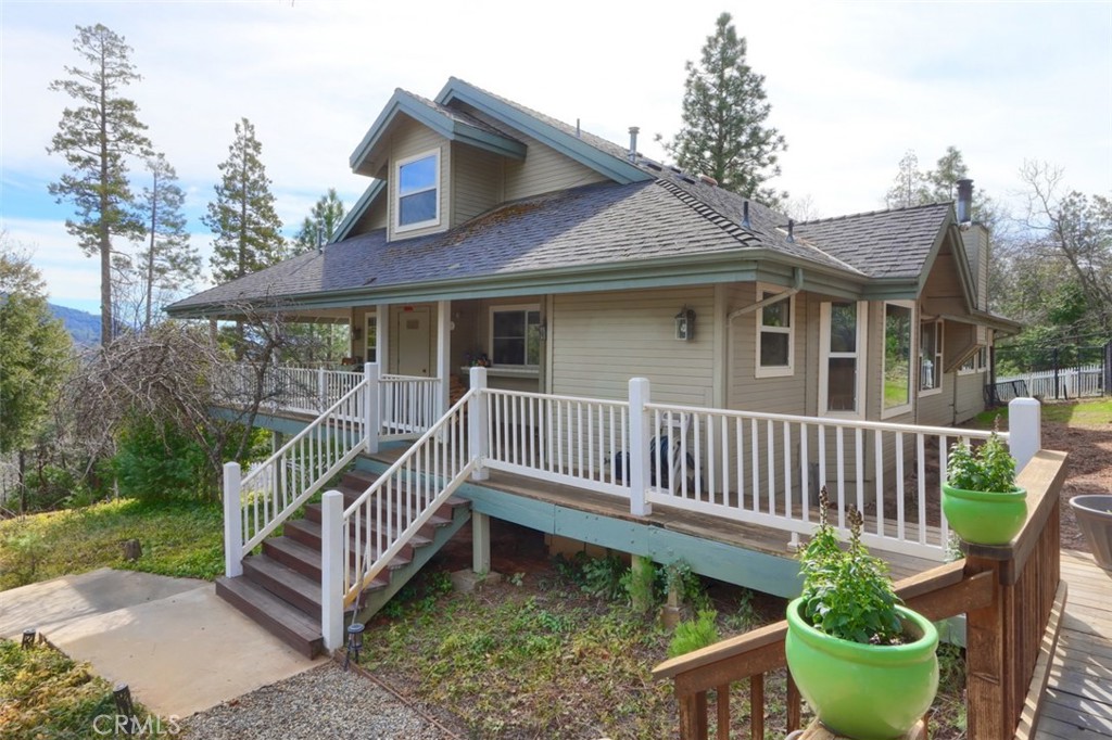36328 Finegold Creek Dr, North Fork, CA 93643