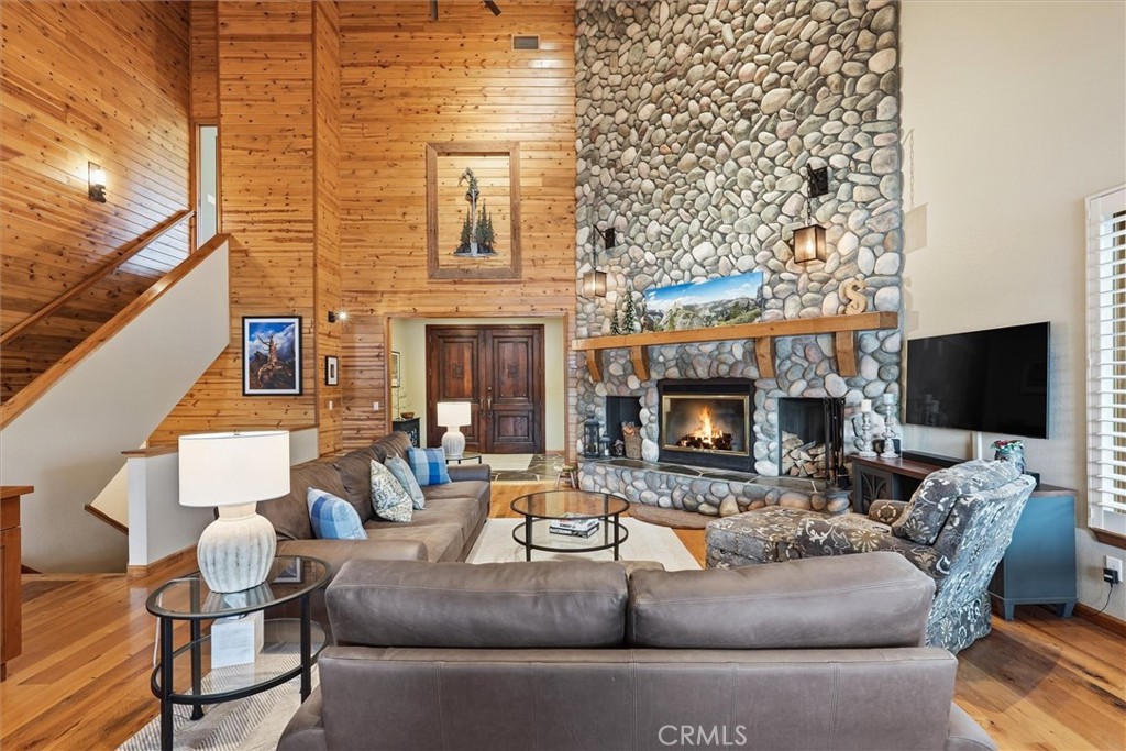 39290 Point, Bass Lake, CA 93604