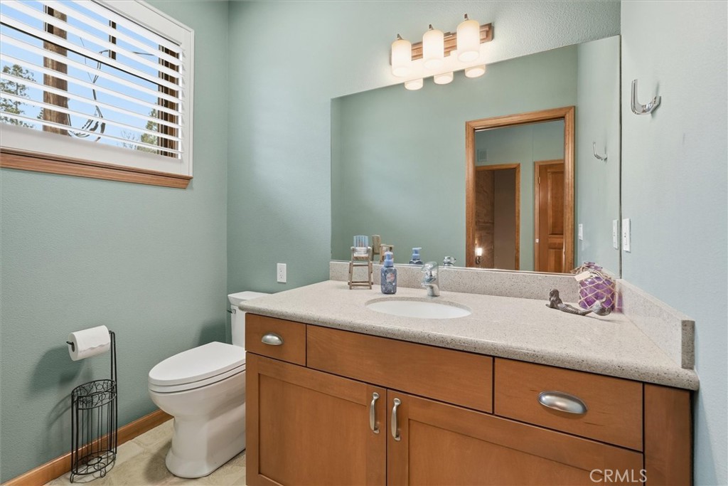 39290 Point, Bass Lake, CA 93604