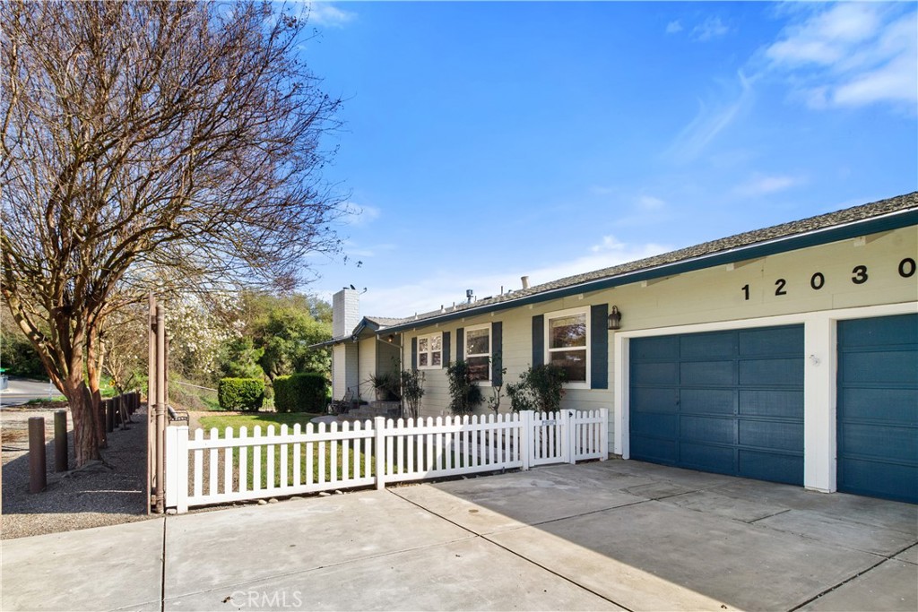 12030 Rodden, Oakdale, CA 95361