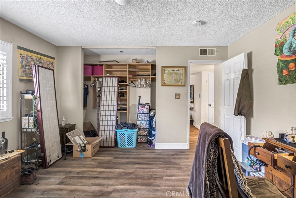 1751 W Santa Ana, Fresno, CA 93705