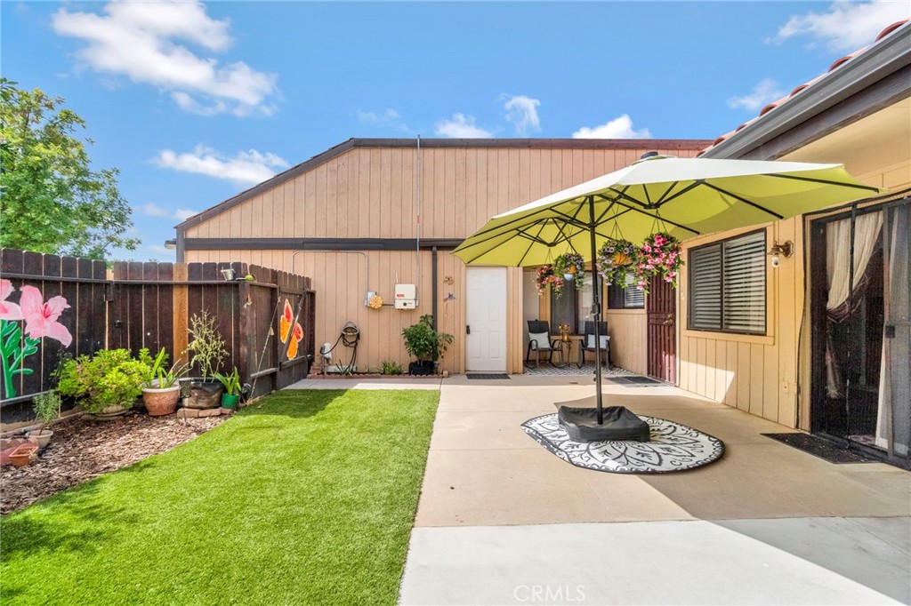 1751 W Santa Ana, Fresno, CA 93705